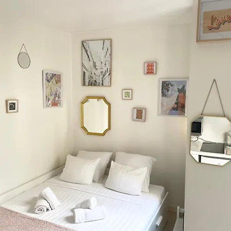 Cocon Montmartre - Netflix, Fibre & Conciergerie * Parigi